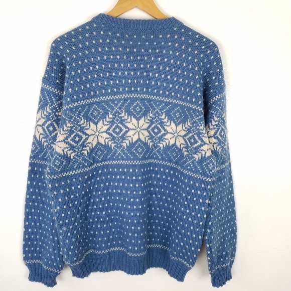 Vintage Voss Knit Norway Virgin Wool Chunky Knit Blue White Snowflake Sweater - Picture 2 of 9